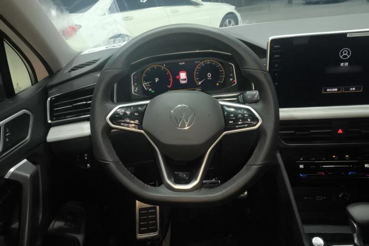 Used Volkswagen Tiguan L 2022 330TSI Automatic Two-Wheel Drive R-Line Enhanced Edition
