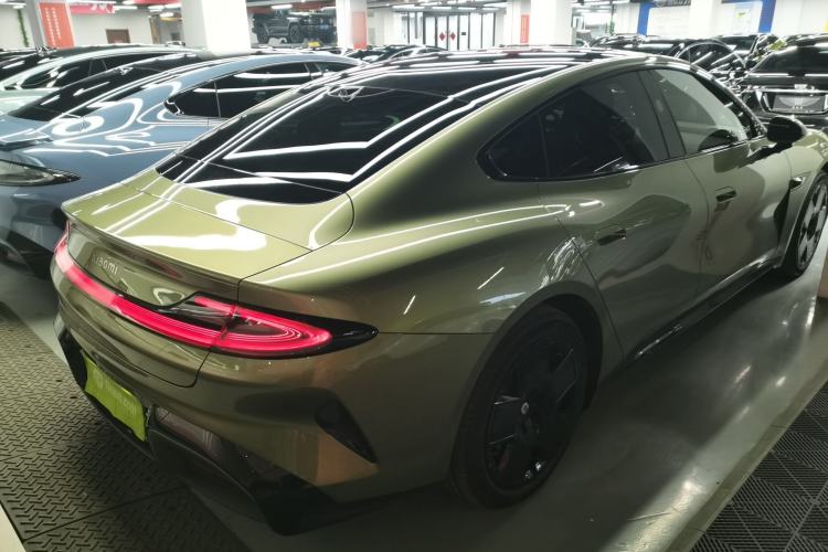 Used  SU7 2024 Rear-Drive Ultra-Long Range Advanced Pro-Level Intelligent Driving Version
