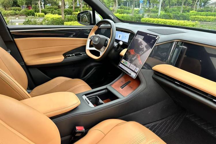 Used  L7 2023 1.5T 115 km PLUS
