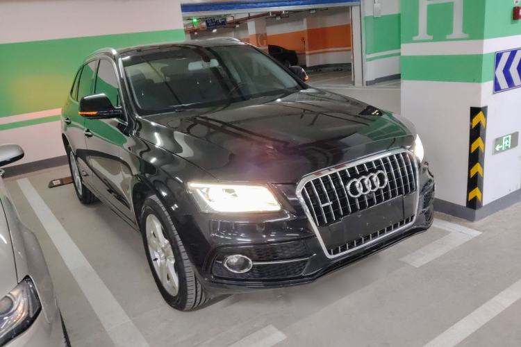 Used Audi Q5 2017 Plus 40 TFSI Ambition Model