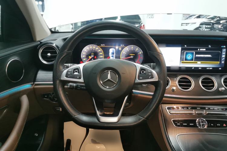 Used Mercedes-Benz E-Class 2018 Facelift E 200 L Sport 4MATIC
