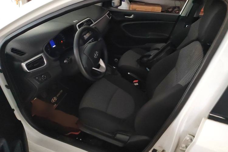 Used Hyundai Verna 2017 1.4L Manual Refreshed Version China VI Standard
