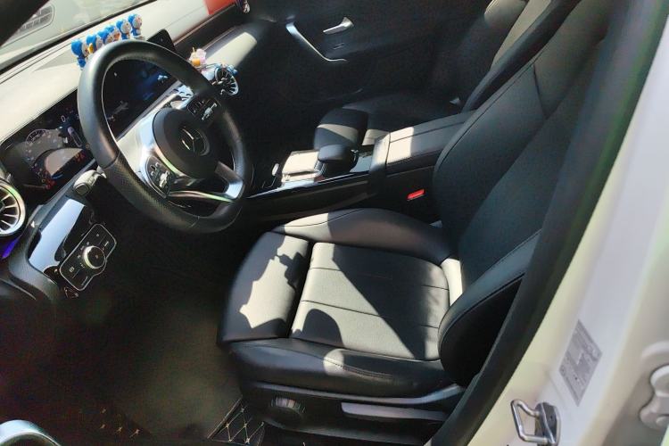 Used Mercedes-Benz A-Class 2022 Restyled A 200 L Sport Sedan Fashion Version
