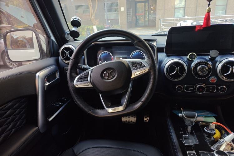 Used  BJ40 2018 PLUS 2.3T Automatic Four-Wheel Drive Flagship Version China V Emission Standard
