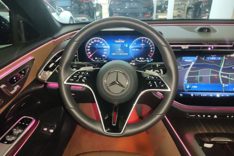 Used Mercedes-Benz E-Class New Energy 2024 E 350 e L Plug-in Hybrid Sedan
