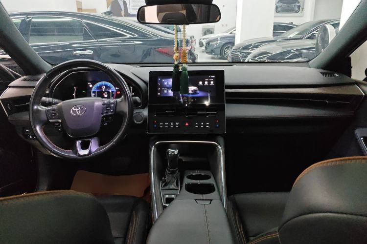 Used Toyota Avalon 2024 2.0L Premium Edition
