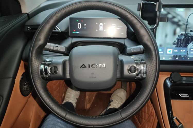 Used AION V 2024 Aion Tyrannosaurus 520 Smart Luxury Edition