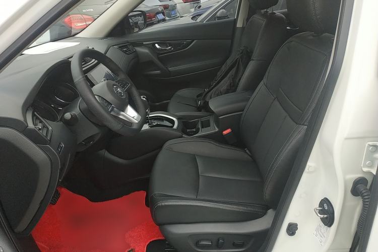 Used Nissan X-Trail 2023 Classic 2.0L Two-Wheel Drive Smart Connect Premium Edition
