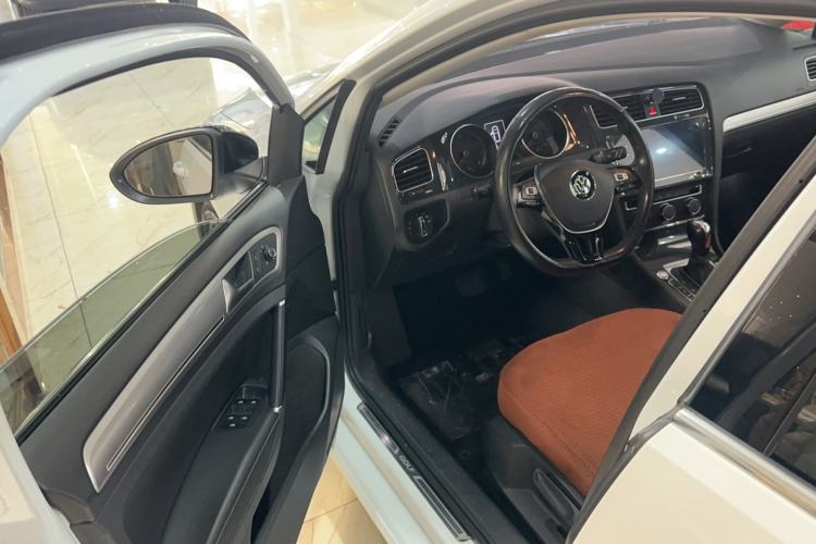 Used Volkswagen Golf 2020 Zhiai Edition 280TSI DSG Comfort Model
