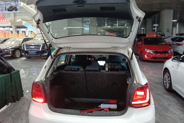 Used Volkswagen Polo 2014 1.6L Automatic Comfort Edition