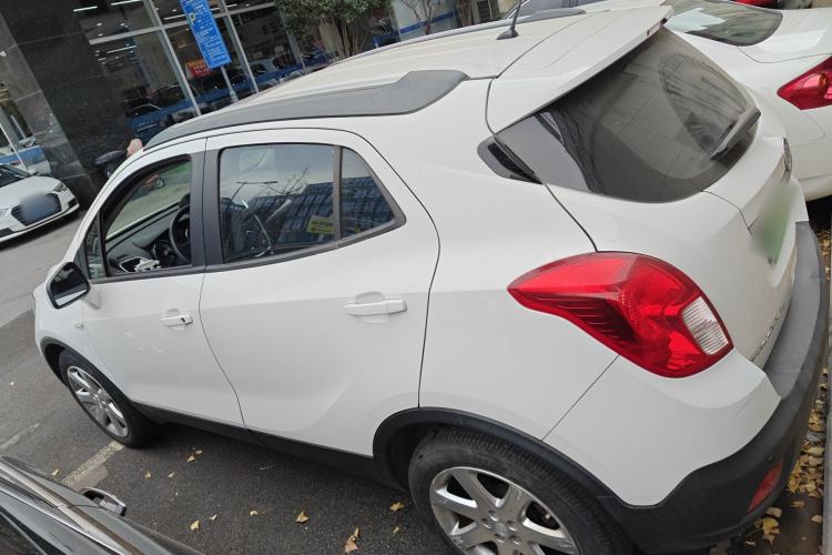 Used Buick Encore 2015 1.4T Automatic Two-Wheel Drive Urban Elite Version