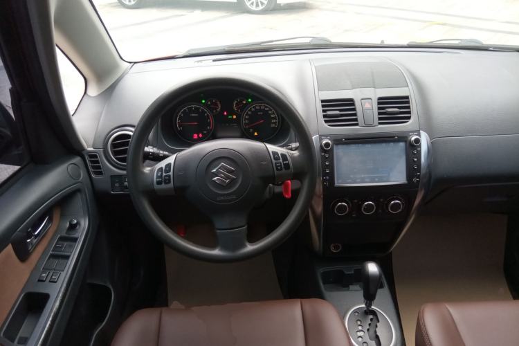 Used Suzuki SX4 2013 1.6L Automatic CoolRide Model
