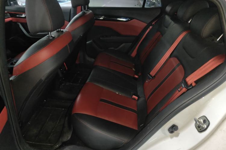 Used Dongfeng Aeolus Yixuan 2021 230T Automatic Hunter Edition
