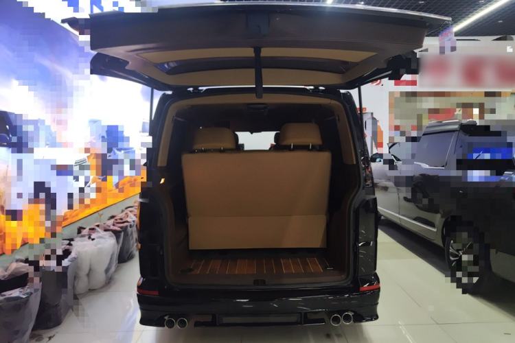 Used Volkswagen Caravelle 2017 2.0 TSI 4x4 Luxury Edition 7-Seater