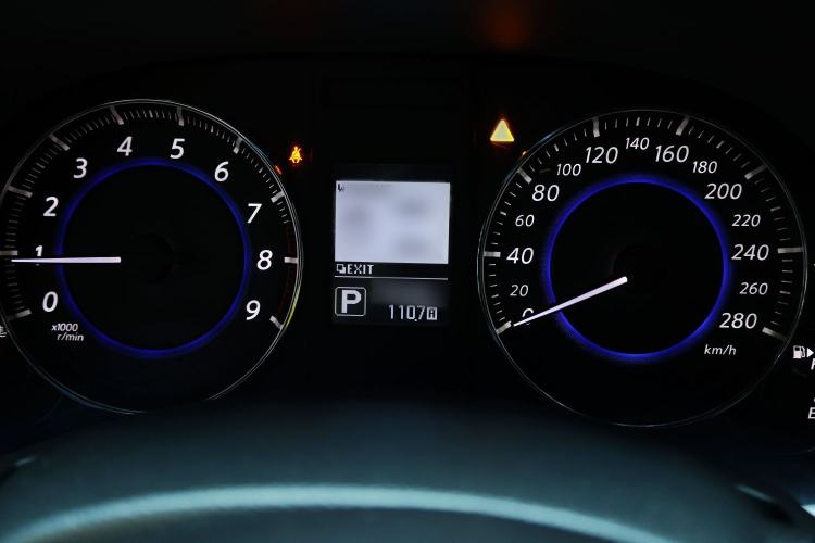 Used Infiniti QX70 2015 3.7L Shadow Edition
