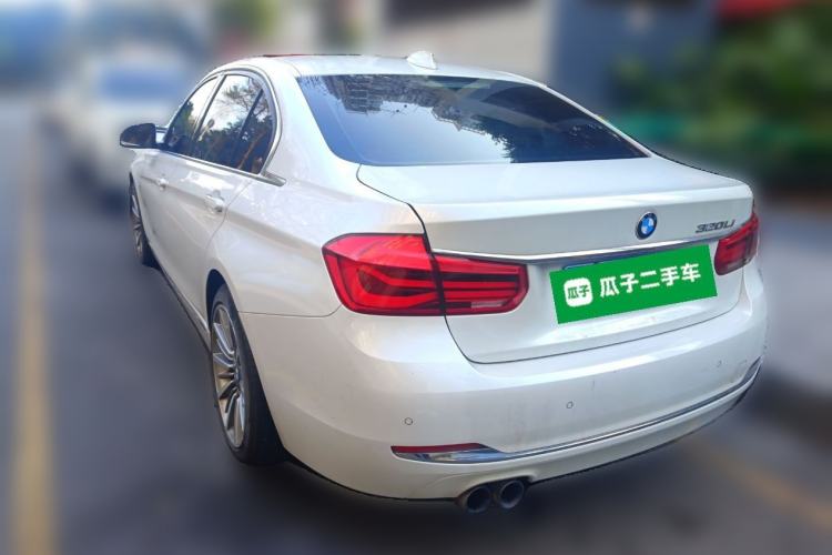 Used BMW 3 Series 2018 320Li Leading Luxury Package
