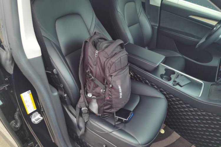 Used Tesla Model Y 2023 Rear-Wheel-Drive Version
