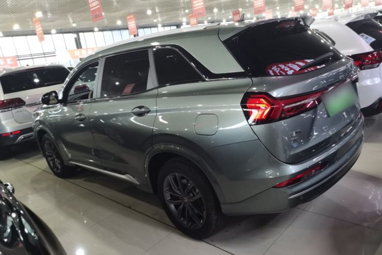 Used  E5 2024 Honor Edition 100KM Deluxe 7-Seater
