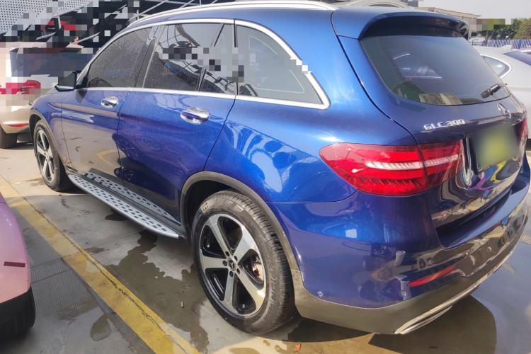 Used Mercedes-Benz GLC 2018 GLC 260 4MATIC Luxury Model