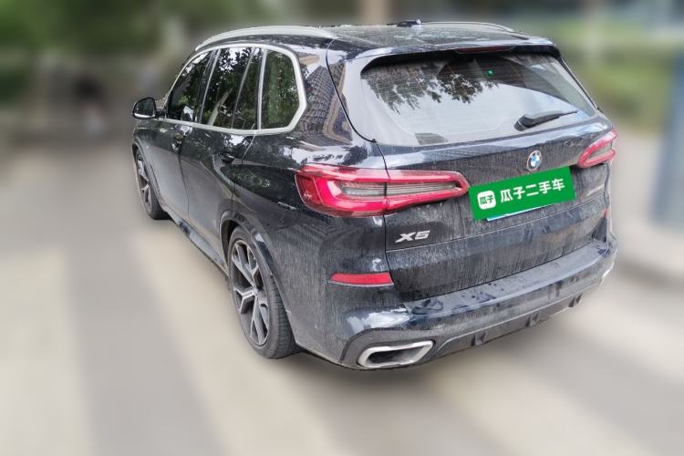 Used BMW X5 2019 xDrive40i Luxury Model with M Sport Package
