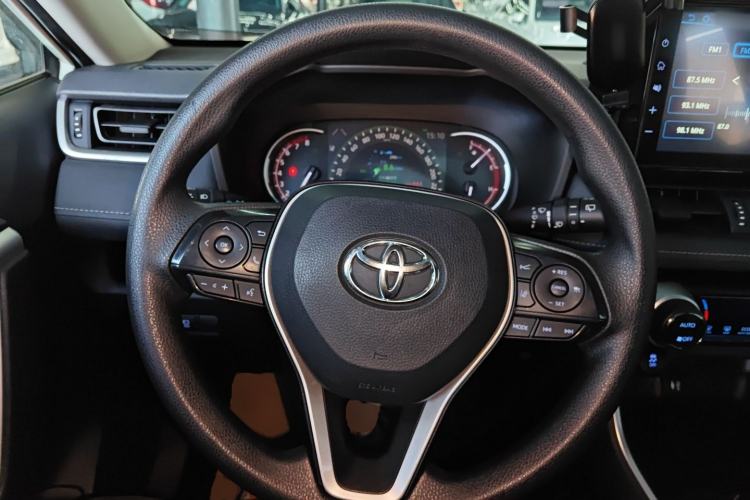 Used Toyota RAV4 2020 2.0L CVT Two-Wheel Drive Fashion Edition