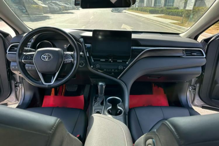 Used Toyota Camry 2021 2.0G Luxury Edition