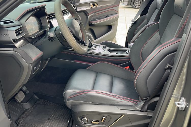 Used Lynk & Co 05 2020 2.0TD Four-Wheel Drive Genie Plus
