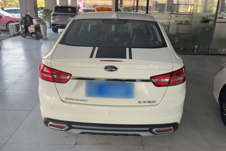 Used Ford Escort 2015 1.5L Automatic Fashion Model