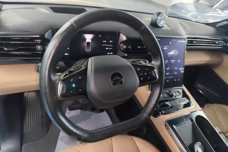 Used Nio ES8 2020 415 km Range 6-Seater Version