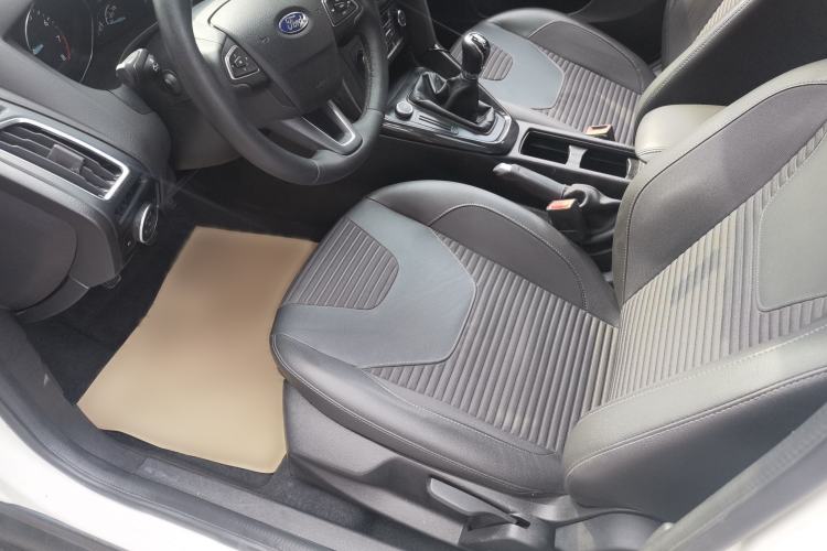 Used Ford Focus 2017 Hatchback 1.6L Manual Fashion Edition SmartDrive Version