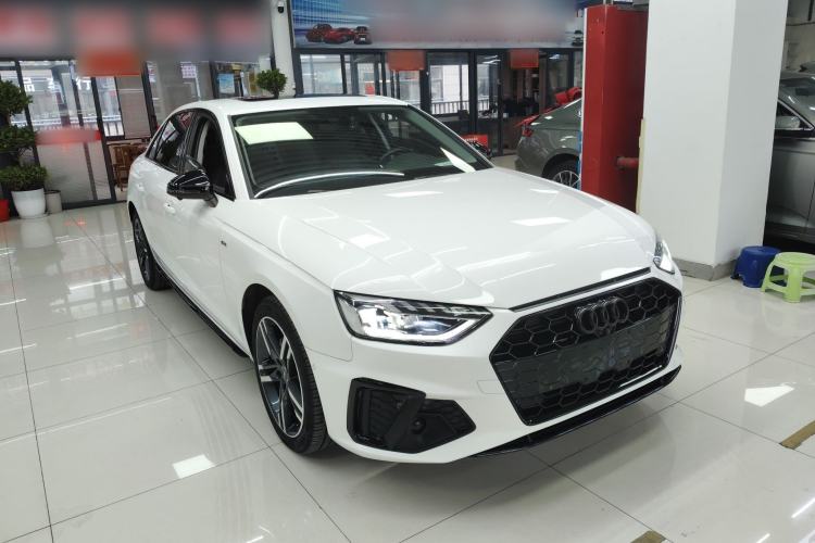 Used Audi A4L 2022 40 TFSI Luxury Dynamic Model