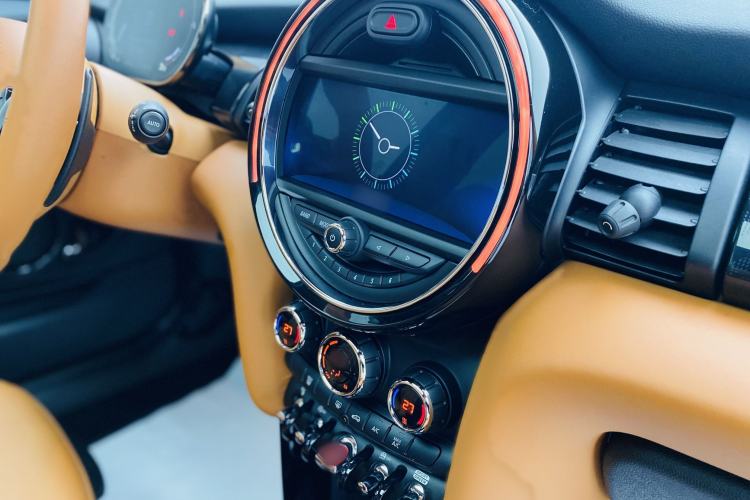 Used MINI MINI 2021 2.0T COOPER S Classic Edition
