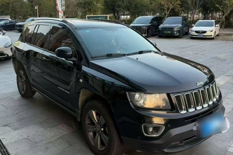 Used  Compass 2014 Revised Version 2.4L Four-Wheel Drive Comfort Edition
