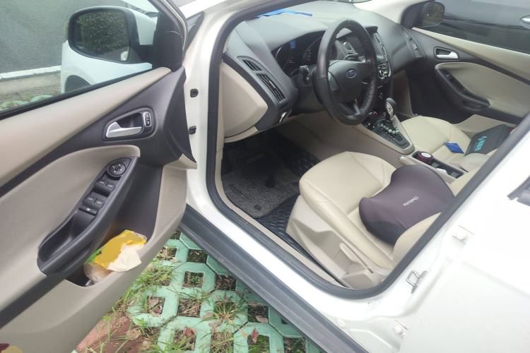 Used Ford Focus 2017 Sedan 1.6L Automatic Comfort Plus SmartDrive Edition
