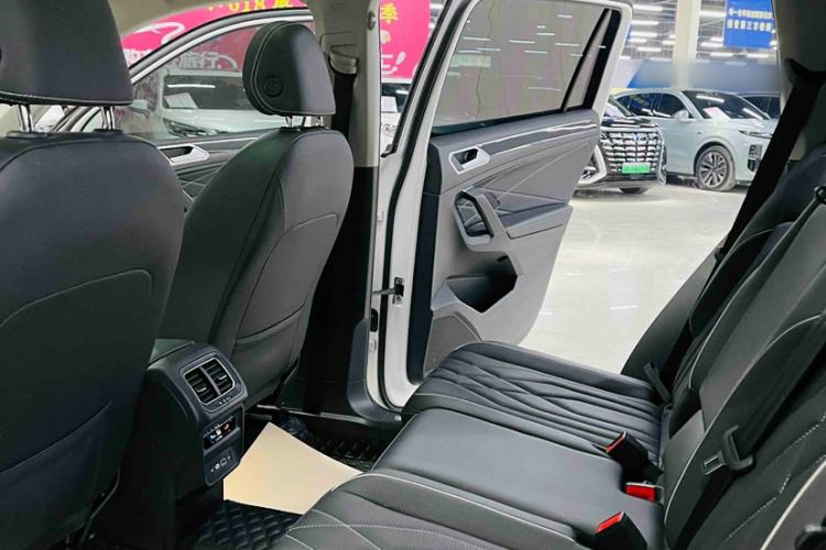 Used Volkswagen Tiguan L 2022 330TSI Automatic Two-Wheel Drive R-Line Enhanced Edition
