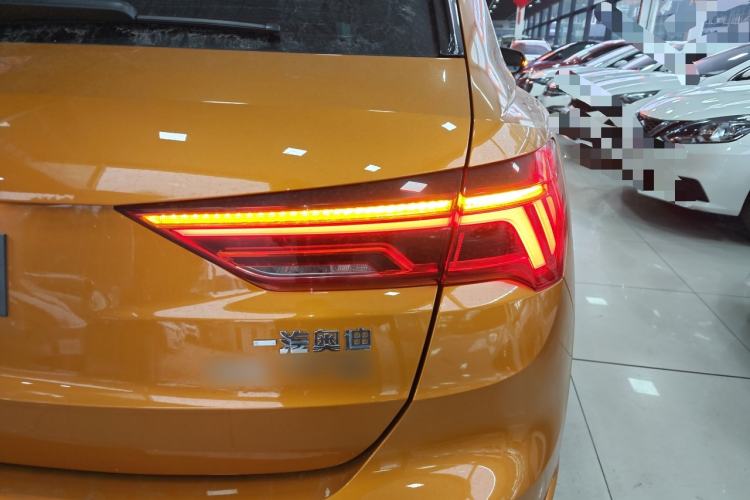 Used Audi Q3 2019 35 TFSI Fashion Dynamic Model
