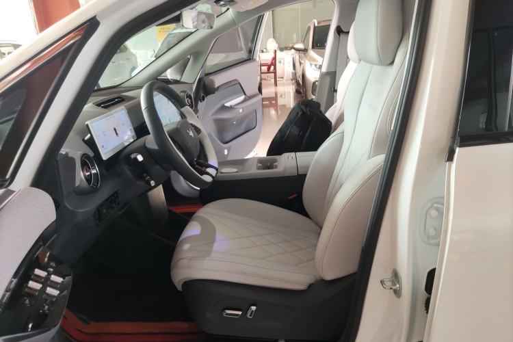 Used ARCFOX Kaola S 2024 AIR model
