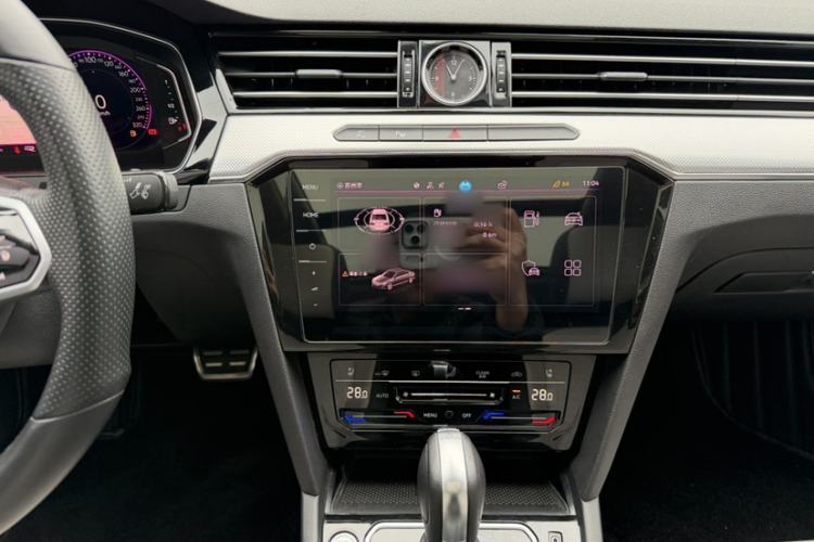 Used Volkswagen Magotan 2023 2 Million Units Limited-Edition 380TSI DSG Flagship Version
