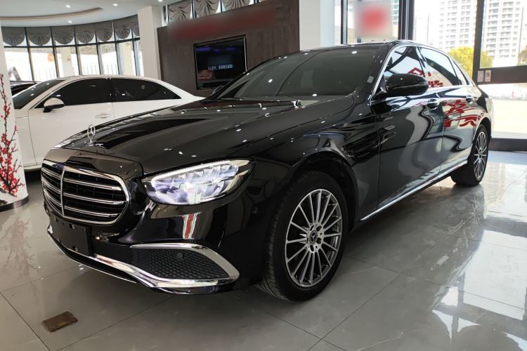 Used Mercedes-Benz E-Class 2023 Facelift E 260 L
