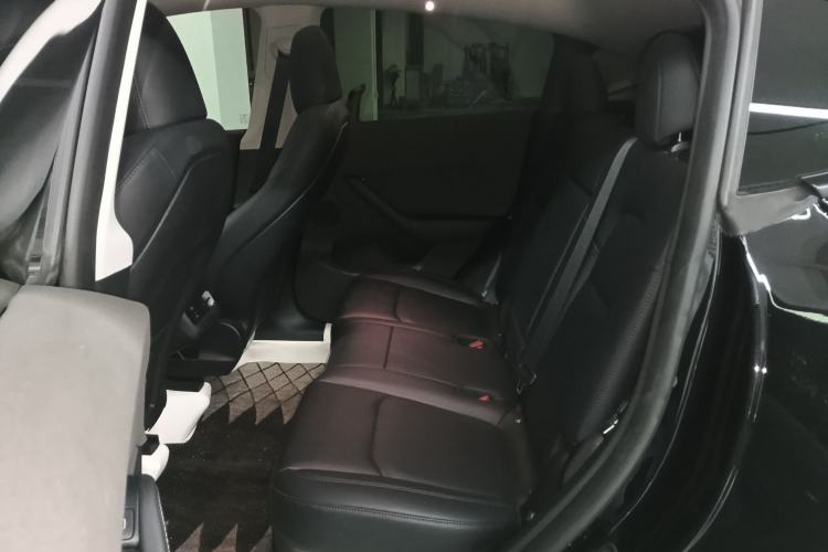 Used Tesla Model Y 2023 Long-Range All-Wheel-Drive Version