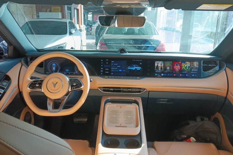 Used VOYAH FREE 2024 Ultra-Long Range Intelligent Driving Version
