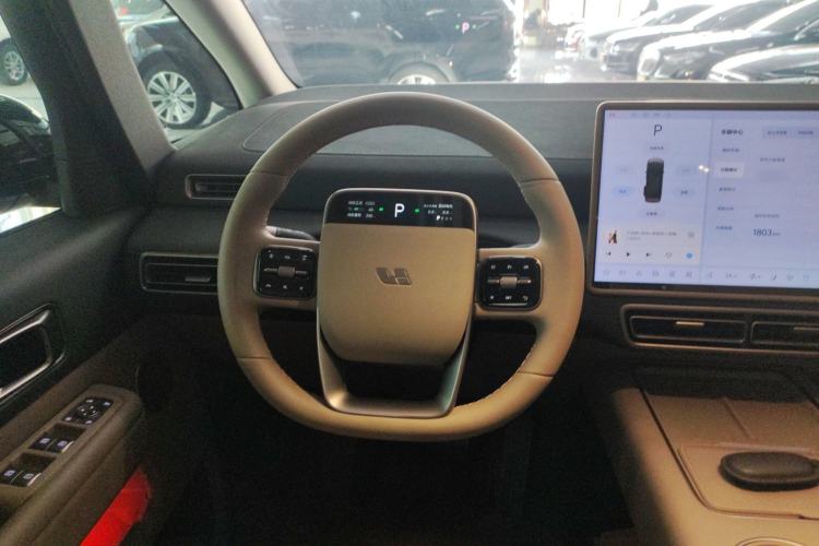 Used Li Auto MEGA 2025 Home Family Special Edition
