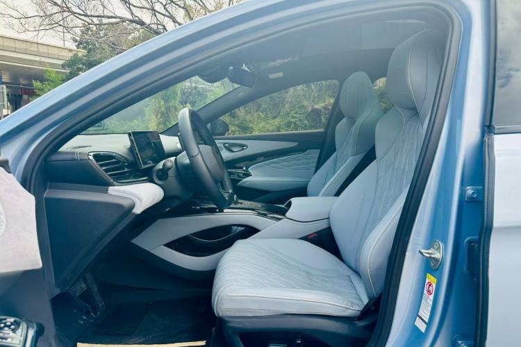 Used BYD Seal 2022 550 km Standard Range Rear-Wheel Drive Prestige Version
