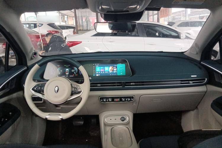 Used ORA Good Cat 2023 401 km Standard Range Premium Version Lithium Iron Phosphate