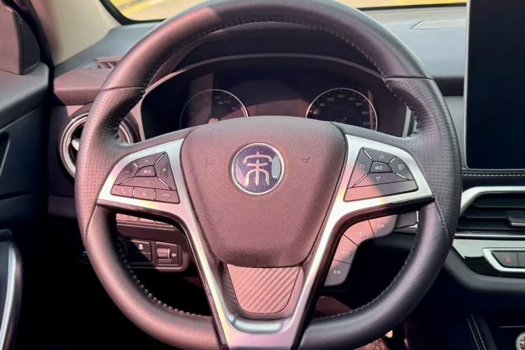 Used BYD Song New Energy 2019 Song DM 1.5TID Smart Connect Premium Model
