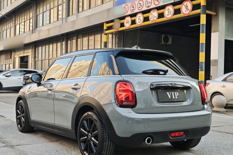Used  MINI 2020 1.5T COOPER Artist Five-Door Edition
