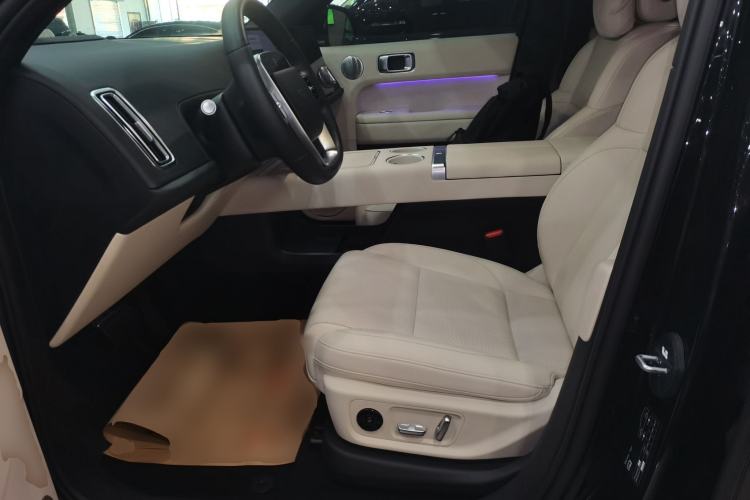 Used Li Auto L6 2024 Pro Model
