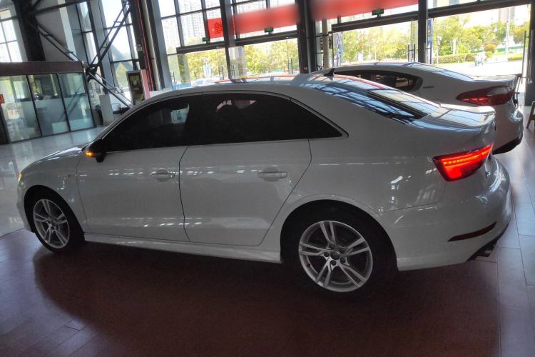 Used Audi A3 2020 Limousine 35 TFSI Fashion Edition China VI Emission Standard