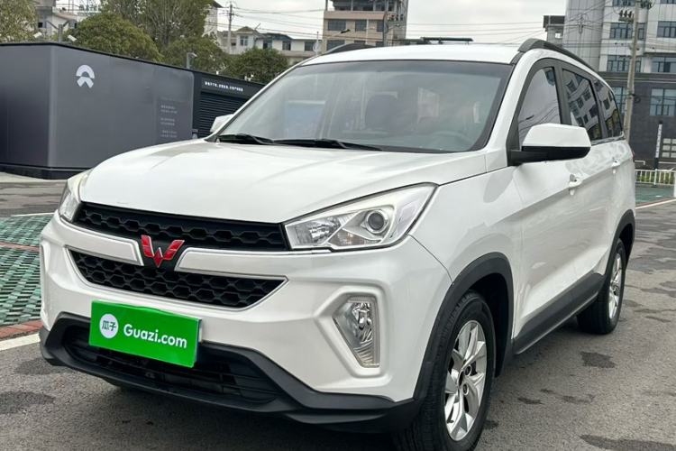 Used Wuling Hongguang S3 2018 1.5L Manual Comfort Model China V Standard
