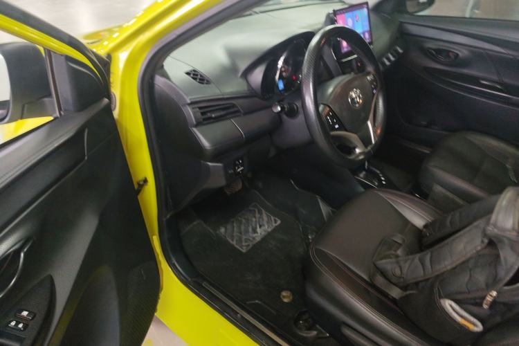 TDK.VehicleDetails.img